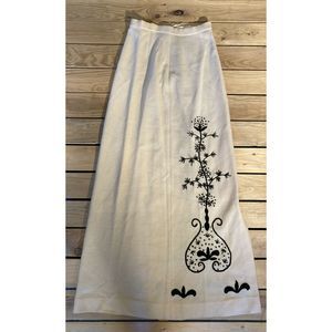 Vintage Palena 100% Wool Knit Embroidered skirt